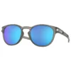 Lunettes De Soleil Oakley Latch Matte Grey / Prizm Sapphire Polarized -Matériel De Ski Boutique lunettes de soleil oakley latch matte grey prizm sapphire polarized